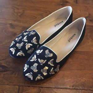 Bamboo loafer with bee detail